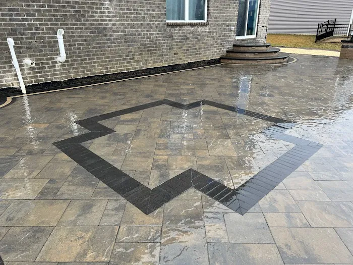 Cutting Edge Hardscapes Picture 3