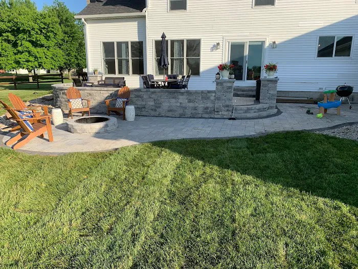Richter Landscaping and Fence Picture 9