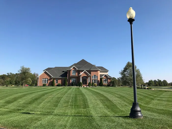 Burrow Turf Care Picture 1