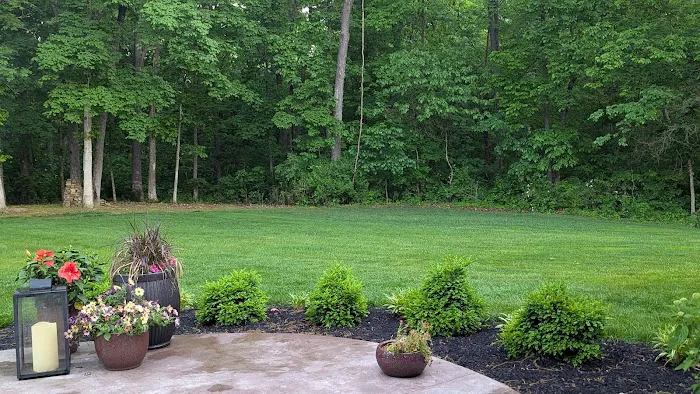 Bullard's Landscaping & Nursery in Flora Picture 1