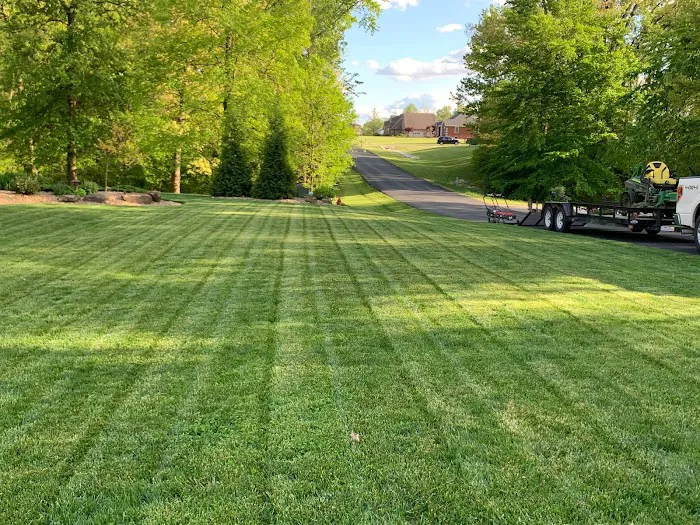 Jake's Lawn Care Picture 1