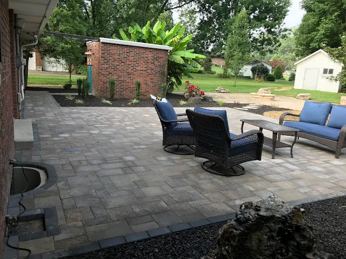 Green Thumb Landscaping, INC Picture 3
