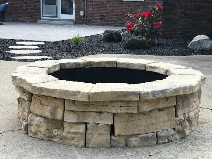 Green Thumb Landscaping, INC Picture 1