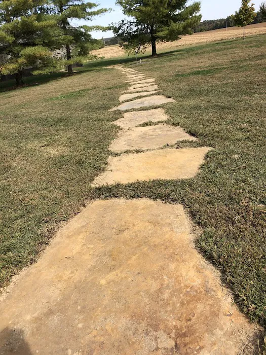 Holzmeyer Lawn & Landscape, LLC Picture 3