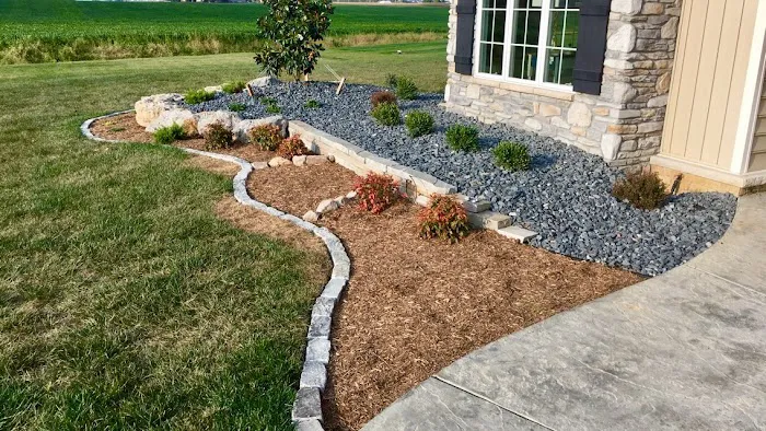 Holzmeyer Lawn & Landscape, LLC Picture 7