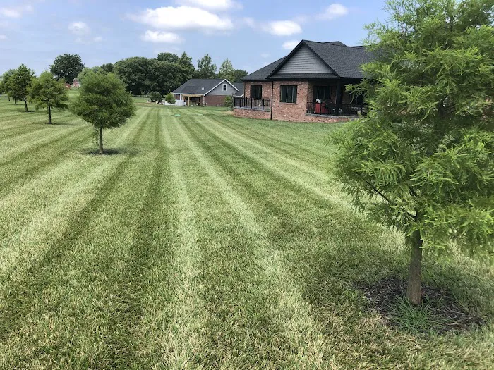 Holzmeyer Lawn & Landscape, LLC Picture 5