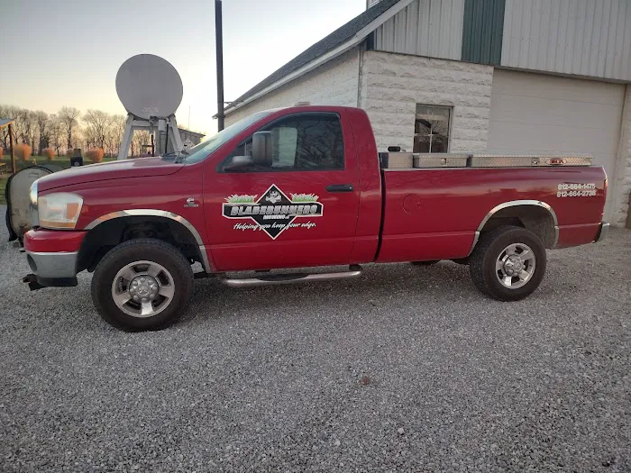 Bladerunners Mowing LLC Picture 2
