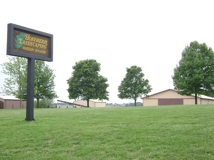 Hoffherr Landscaping Picture 2
