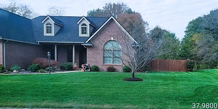 Evansville Lawn & Landscape Picture 8