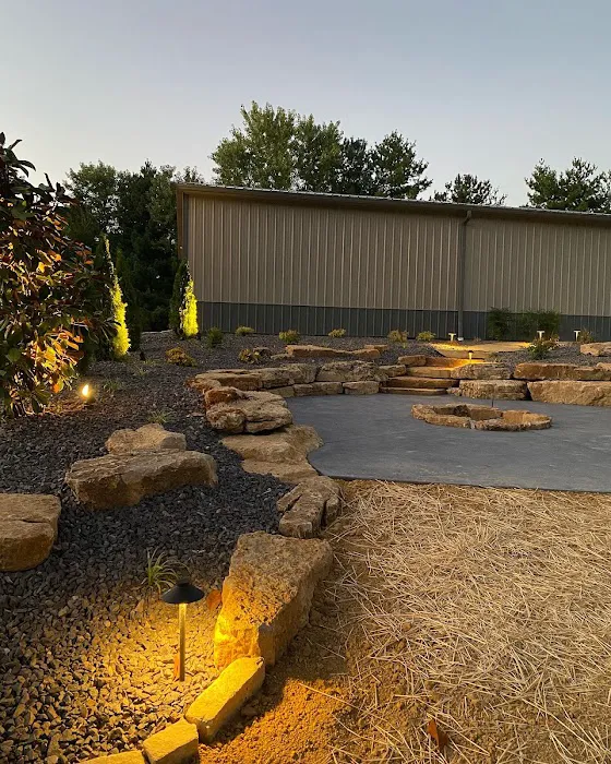 Nellis Lawn & Landscape Picture 2