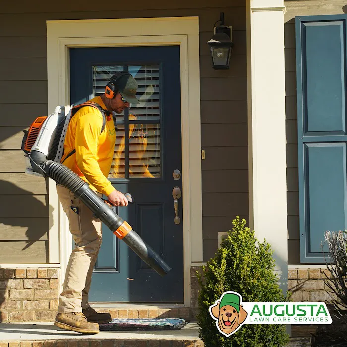 Augusta Lawn Care of Newburgh Picture 6
