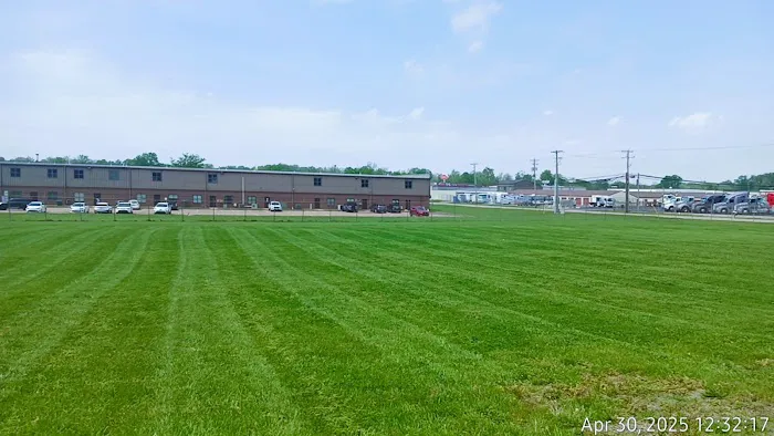 Evansville Lawn & Landscape Picture 1