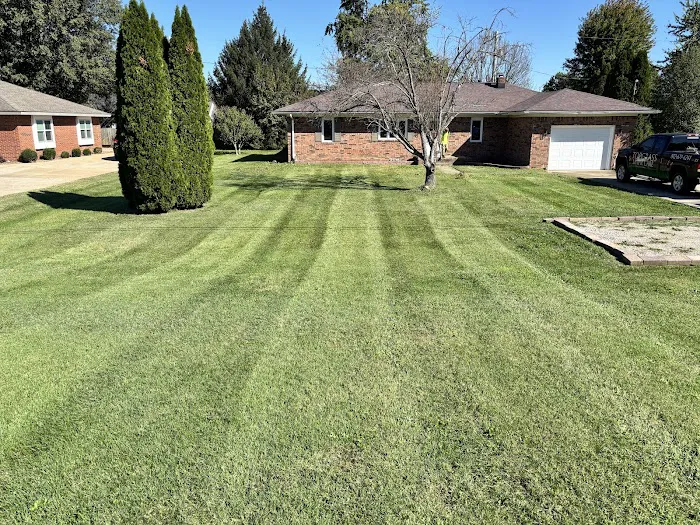TopGrass Lawn Care Picture 1