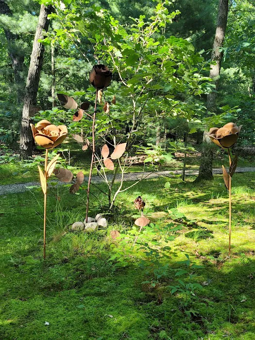 DeYoung Landscape Service Inc. Picture 2