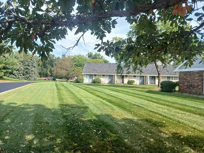 Personal Touch Lawn & Landscaping, LLC Picture 2