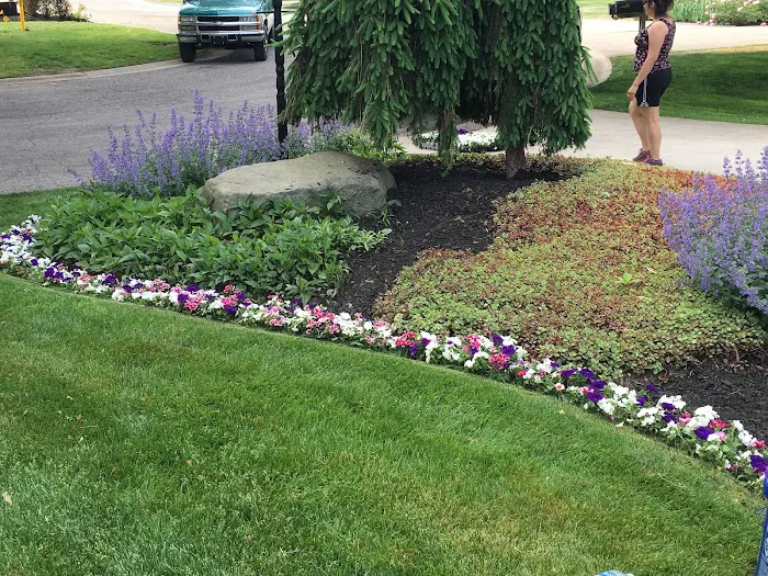 Advantage Landscape and Turf Management Picture 3