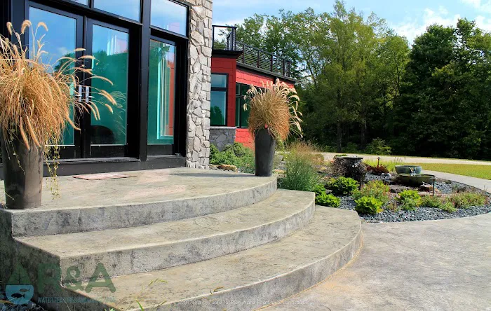 R&A Landscaping Picture 3