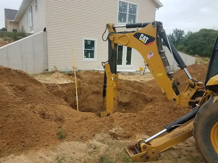 Kelley Excavating, Greenhouse, and Storage Picture 6