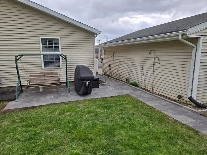 C&T Earthworks LLC Picture 4