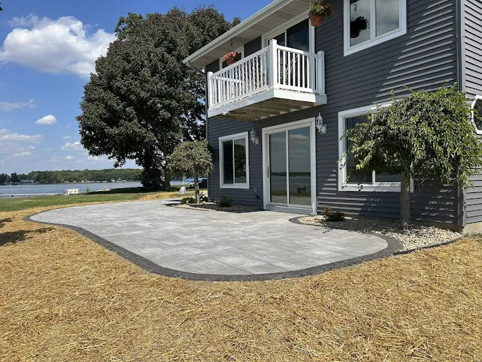 M and C Landscape Services Picture 5