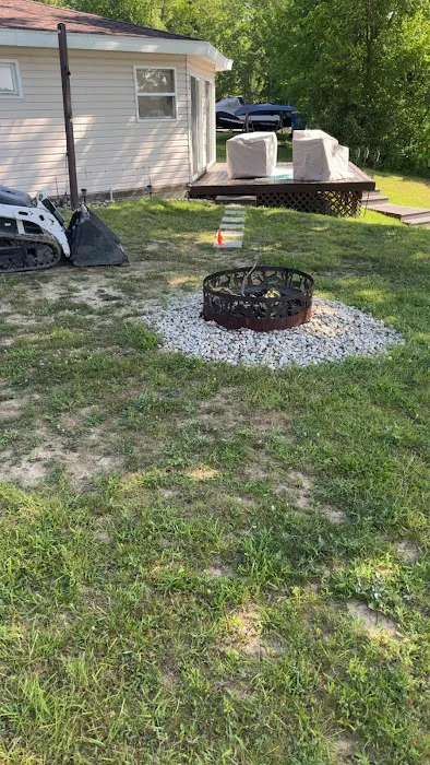 Fadley's Landscaping & Snow Removal Picture 9