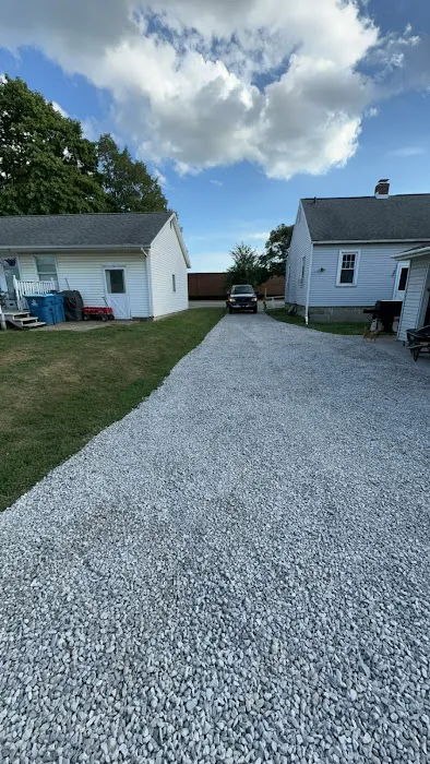Fadley's Landscaping & Snow Removal Picture 5