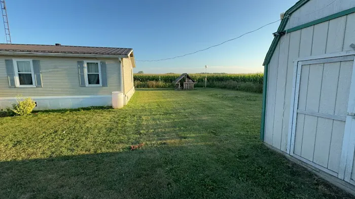 Fadley's Landscaping & Snow Removal Picture 4
