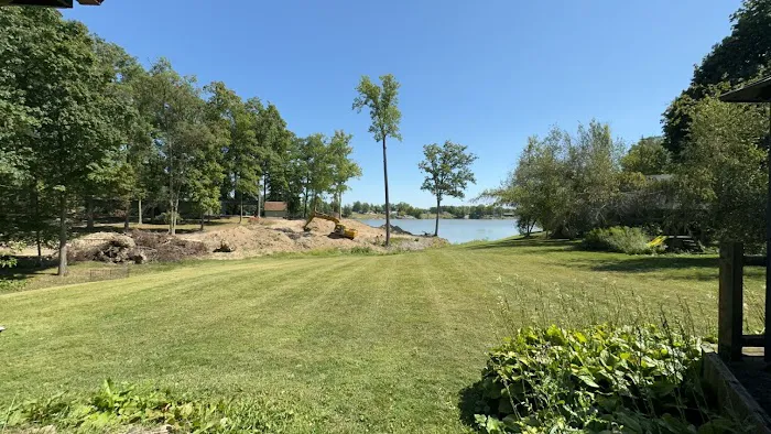 Fadley's Landscaping & Snow Removal Picture 2