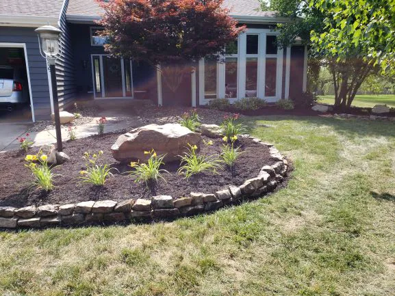 Dreams Work Lawn & Landscaping Picture 1