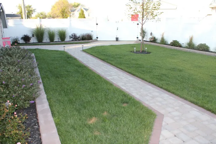 Benanzer Nursery & Landscaping Picture 1