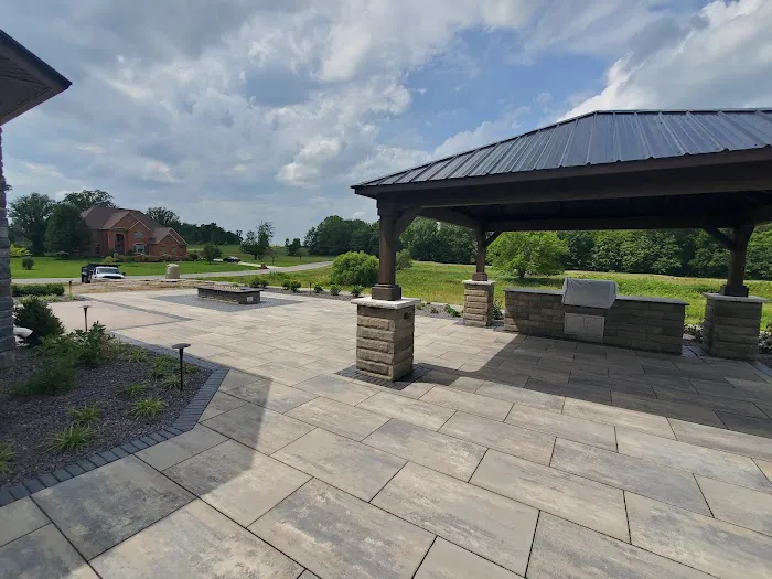 SummitView Landscape and Design Picture 1