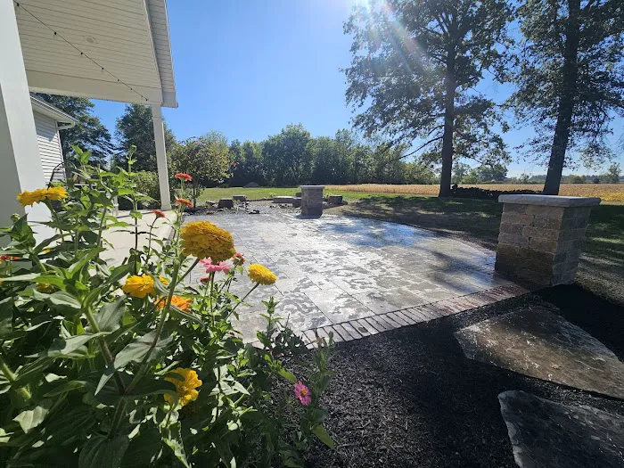 SummitView Landscape and Design Picture 2
