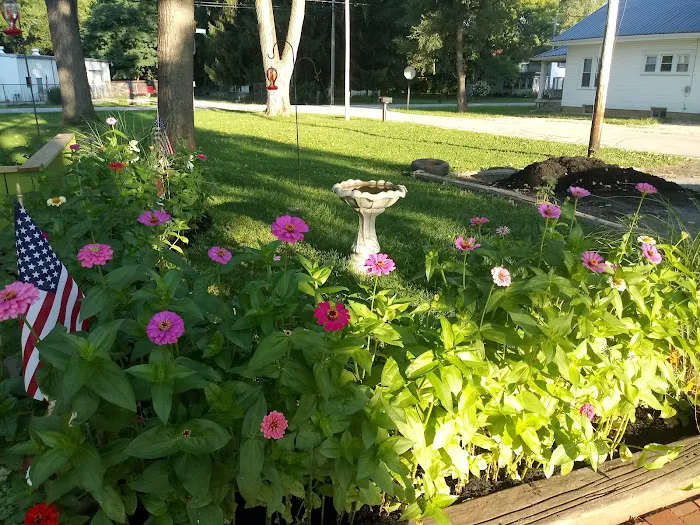 Flory Landscaping & Lawn Care Picture 4