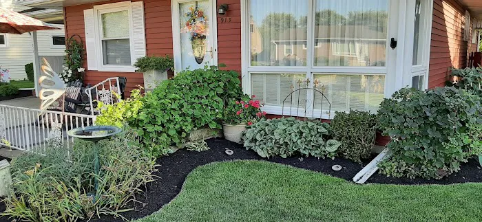 Lovely Lawn Care Co. Picture 4
