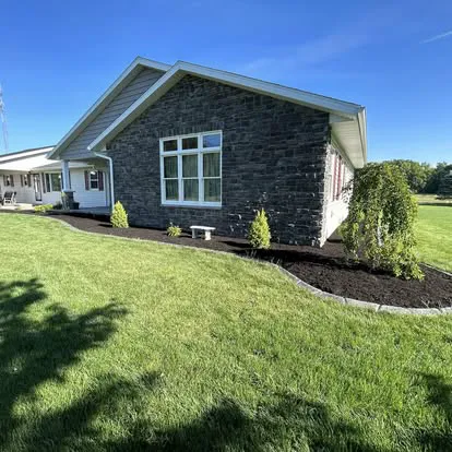 Leroy's Lawn and Landscape, LLC Picture 2