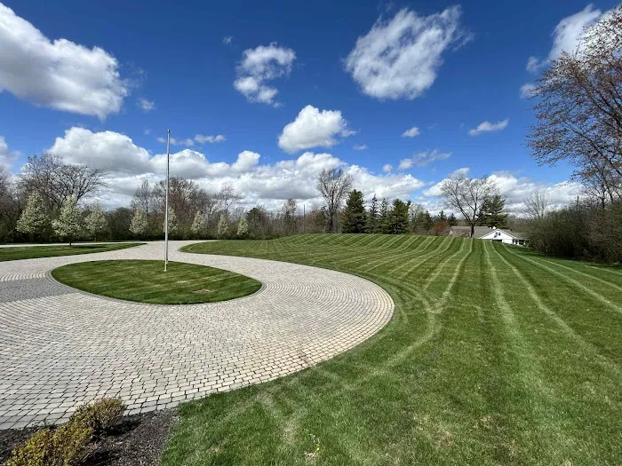 Leroy's Lawn and Landscape, LLC Picture 5