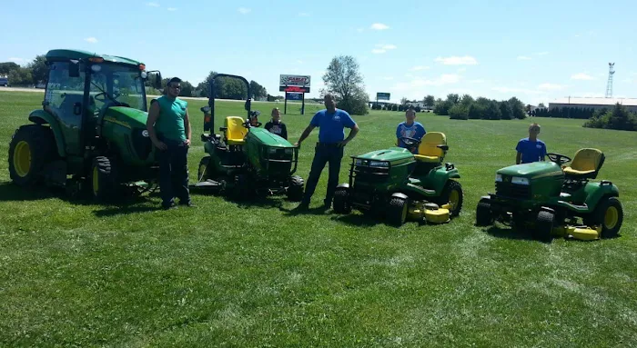 Rick's Lawn Mowing Picture 2