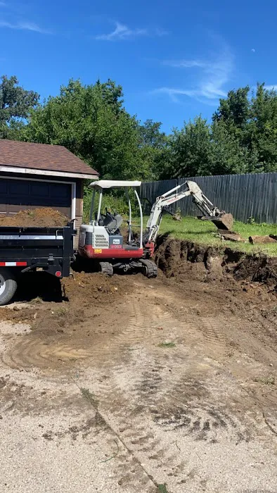 Premier Grounds & Hardscape Picture 5