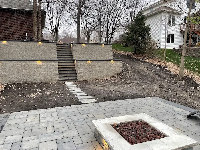 Prairie Winds Hardscapes LLC Picture 2