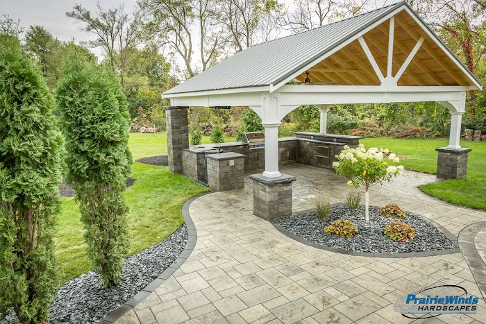 Prairie Winds Hardscapes LLC Picture 1