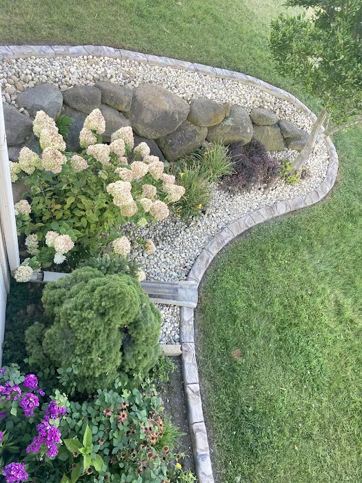 Border Magic by BB Landscaping Services LLC Picture 8