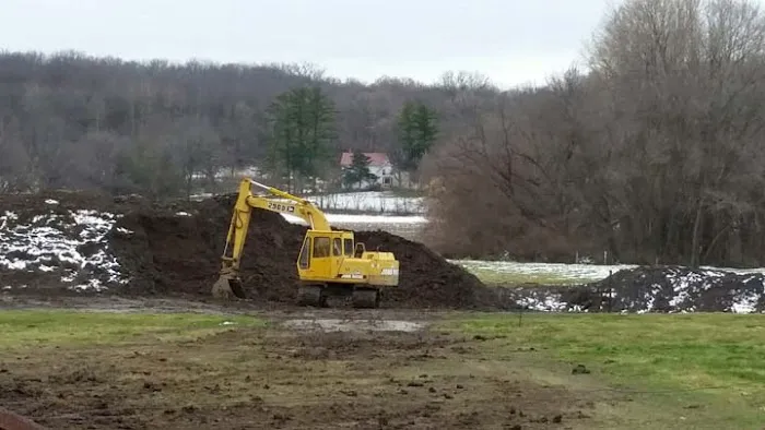 Bob's Digging And Landscaping Picture 5