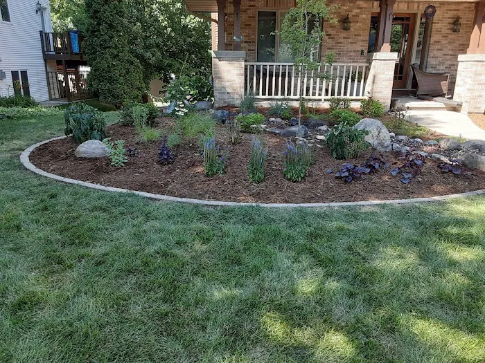 Hannah's Gardens Inc Picture 3