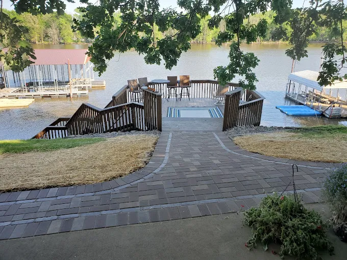 Next Level Landscaping LLC Picture 2