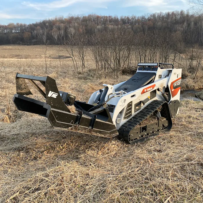 Vesbach Outdoor Services, LLC Picture 4