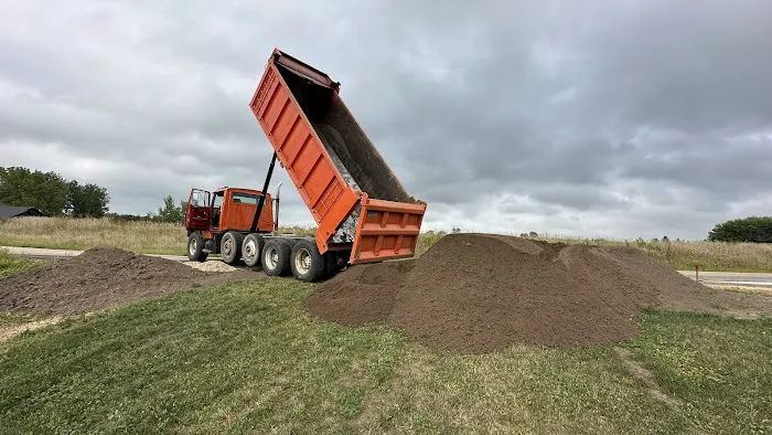 Vesbach Outdoor Services, LLC Picture 5