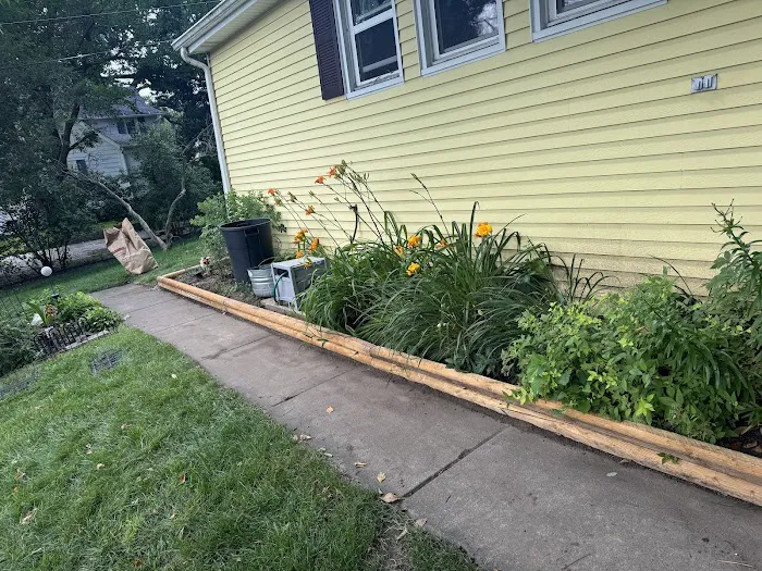 RTB Lawn Care LLC Picture 1