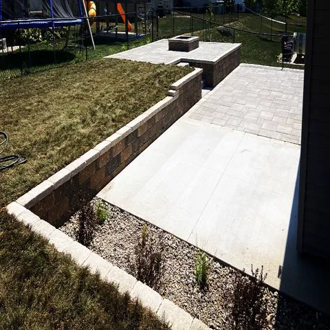 Carew Landscaping Picture 4