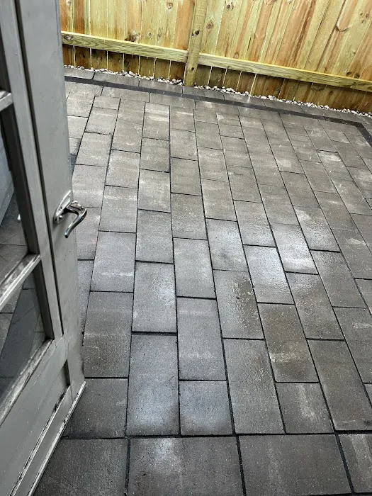 GRIPP'S REPAIRS AND LANDSCAPING L.L.C. Picture 4