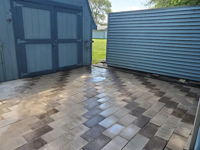 GRIPP'S REPAIRS AND LANDSCAPING L.L.C. Picture 2